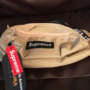 Supreme fanny pack